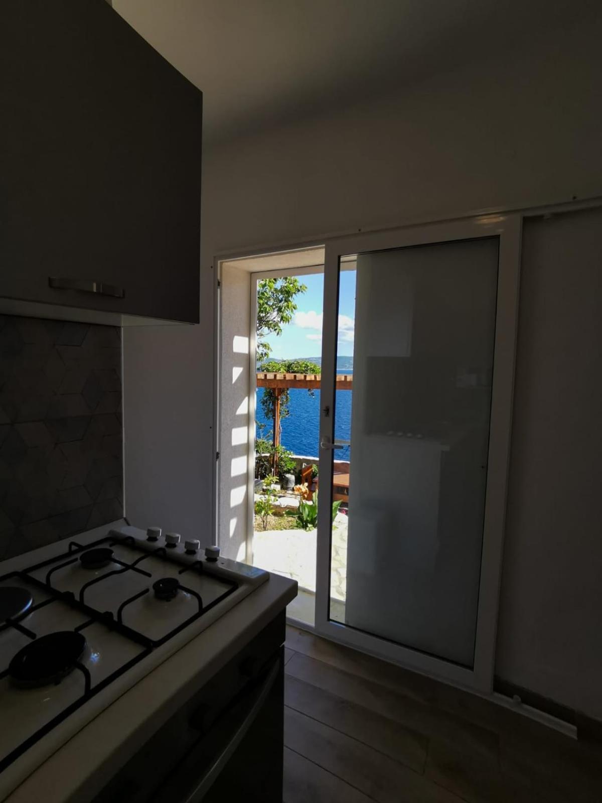 Apartments By The Sea Mimice, Omis - 14230 Oda fotoğraf
